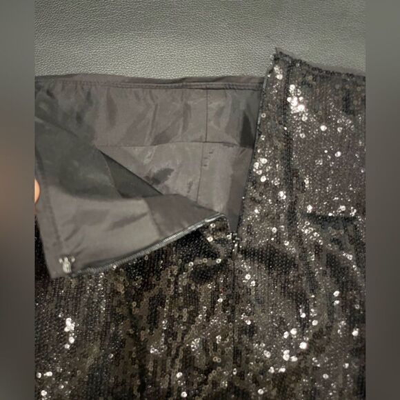 CACHE Sequined Mini Skirt - Picture 5 of 14